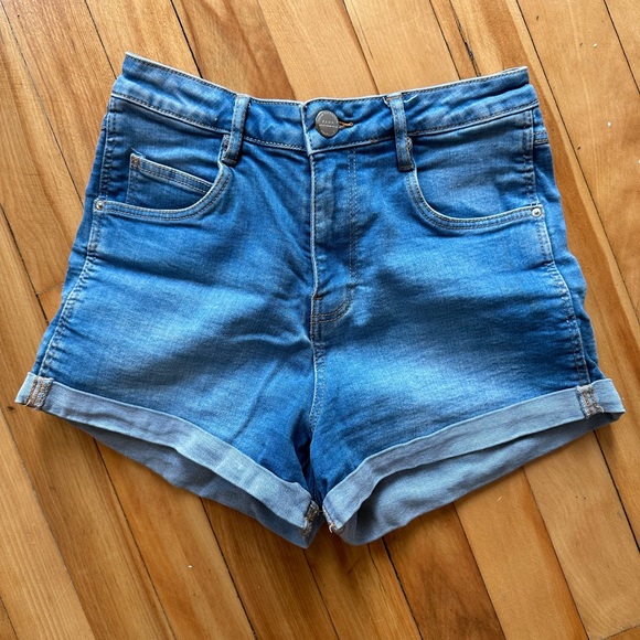TRF Denim Zara Shorts Rolled Cuffs - Picture 4 of 5